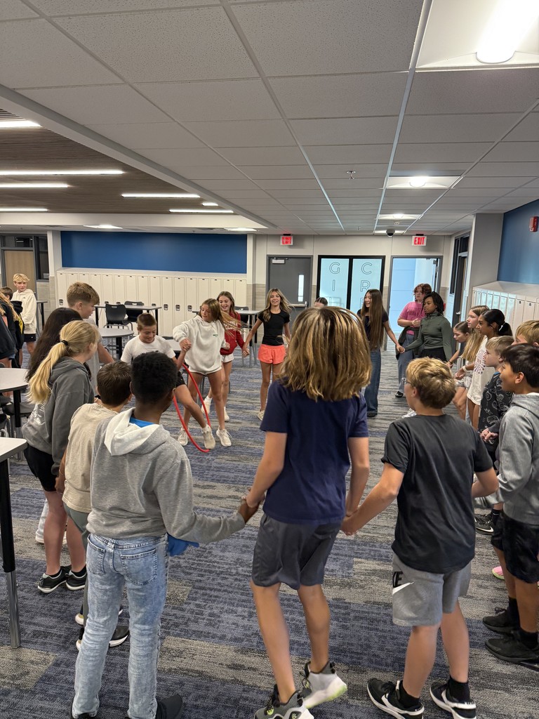 7th grade students during AEP team building.