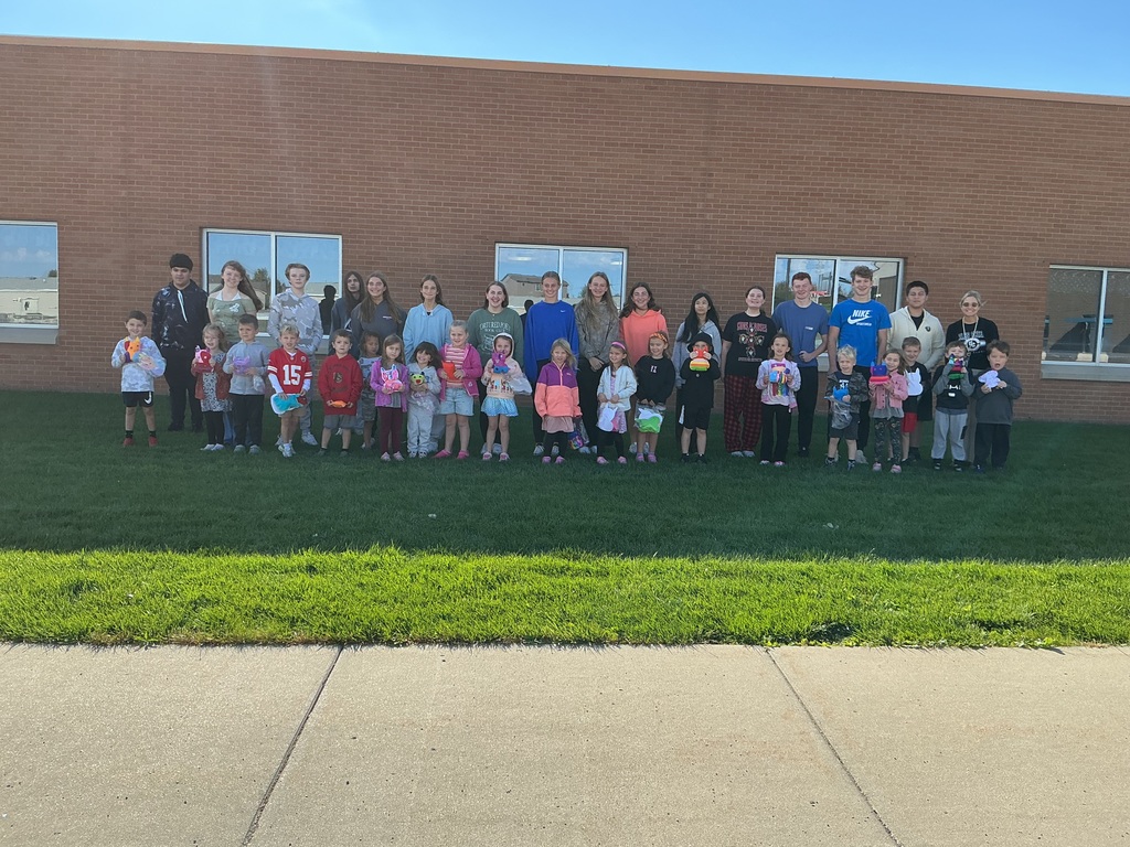 8th grade students from GCMS and Kindergarten students from Whitetail with their monsters. 