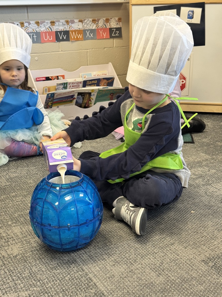 students making ice cream from scratch
