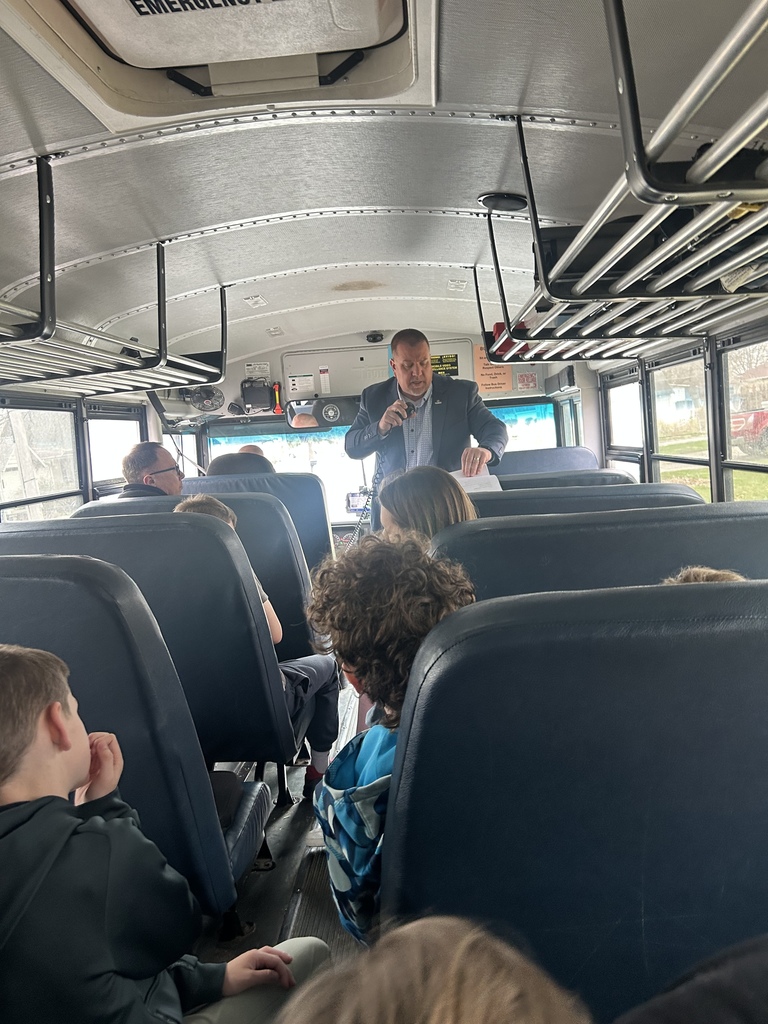 students on a bus tour