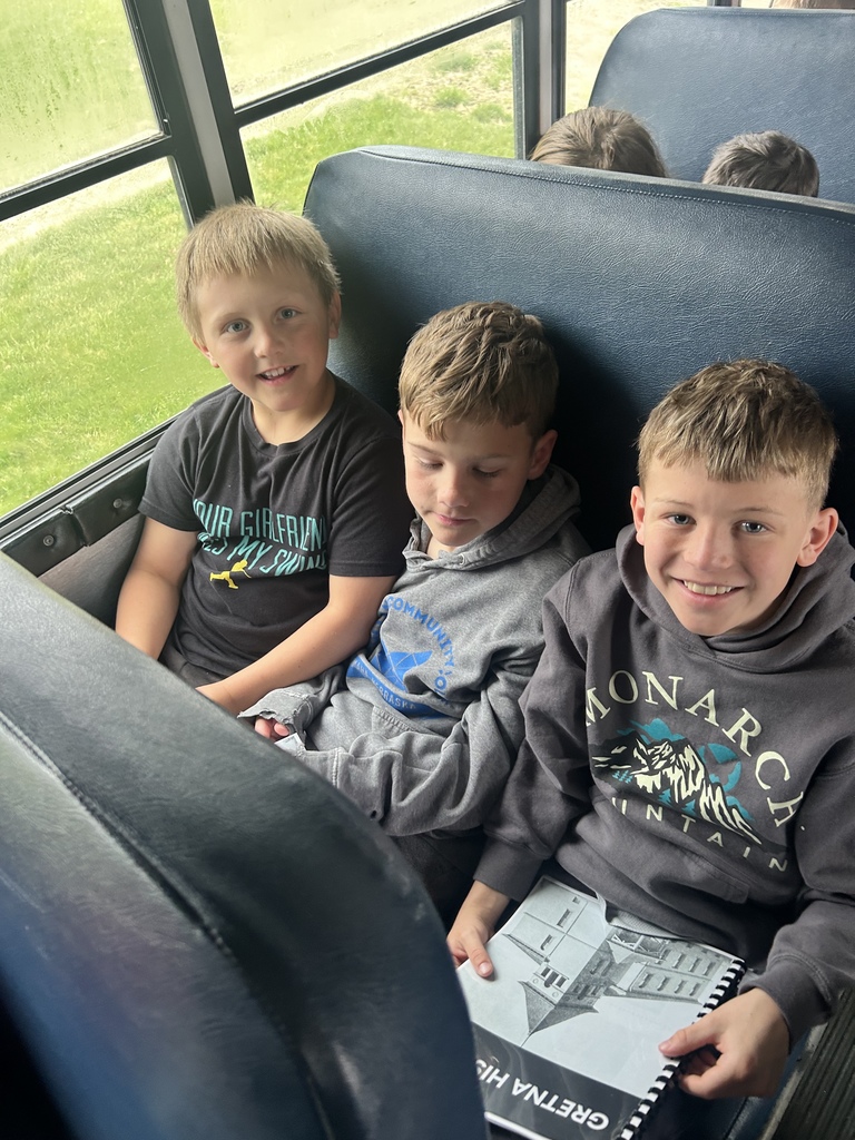 students on a bus tour