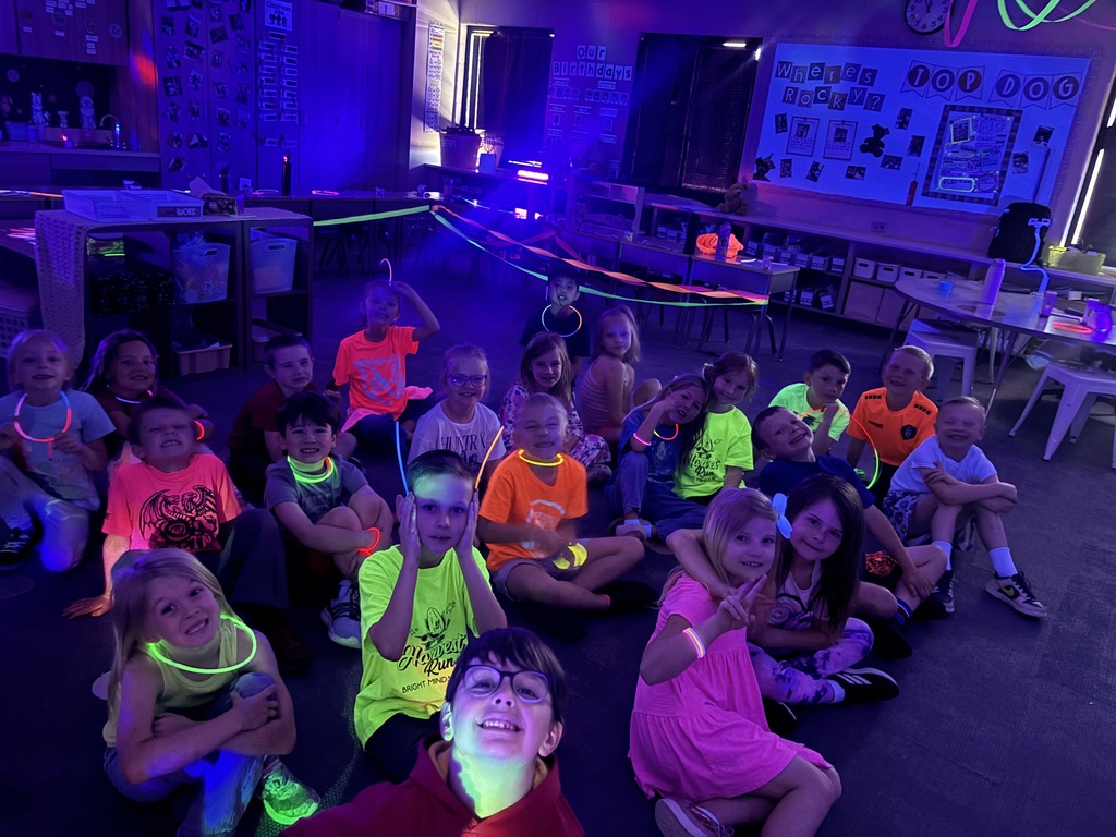 students in a glow party