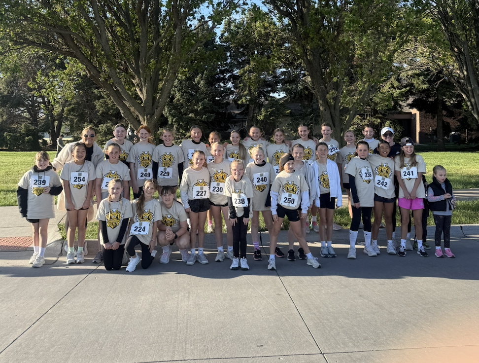 Picture of the Aspen Creek girls' running club.