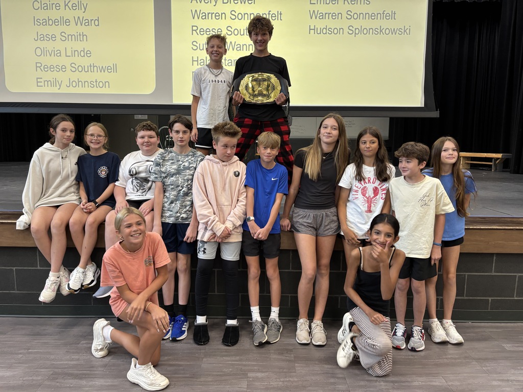 Photo of 7th grade students winning the moment at ACMS