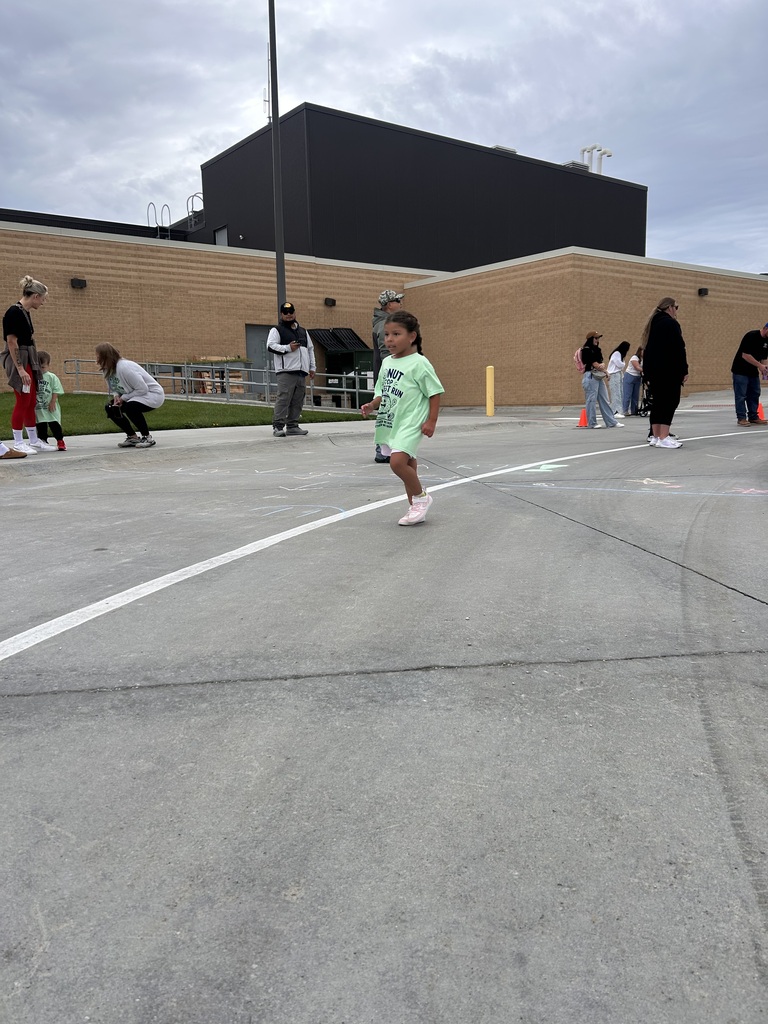 student running outside for the harvest run