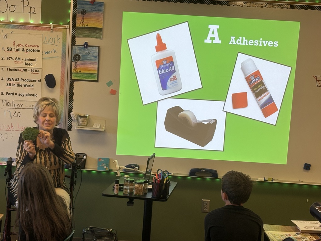 Presenter from Nebraska Soybean Board presenting to a 4th grade classroom