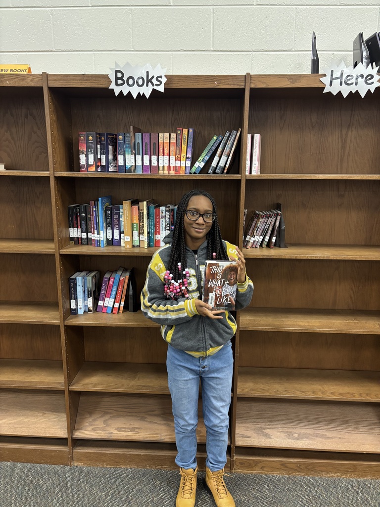 Alexys Hamilton, reader of the month for November!