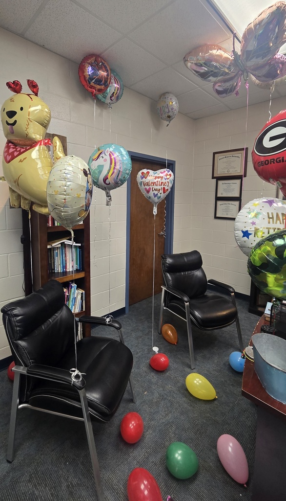 balloons in office