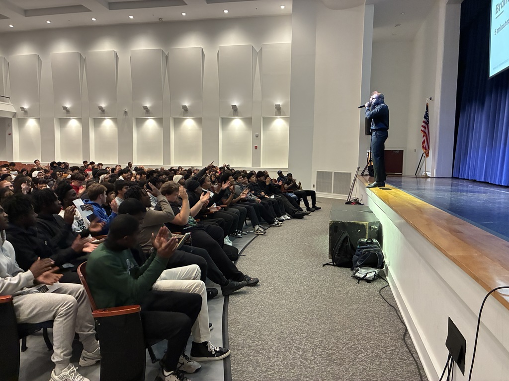 speaking to athletes 