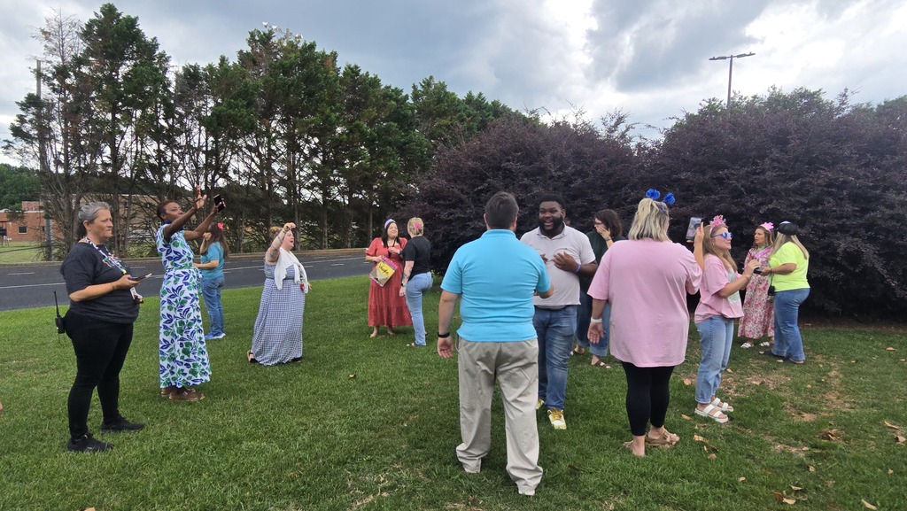 teachers Waving to students