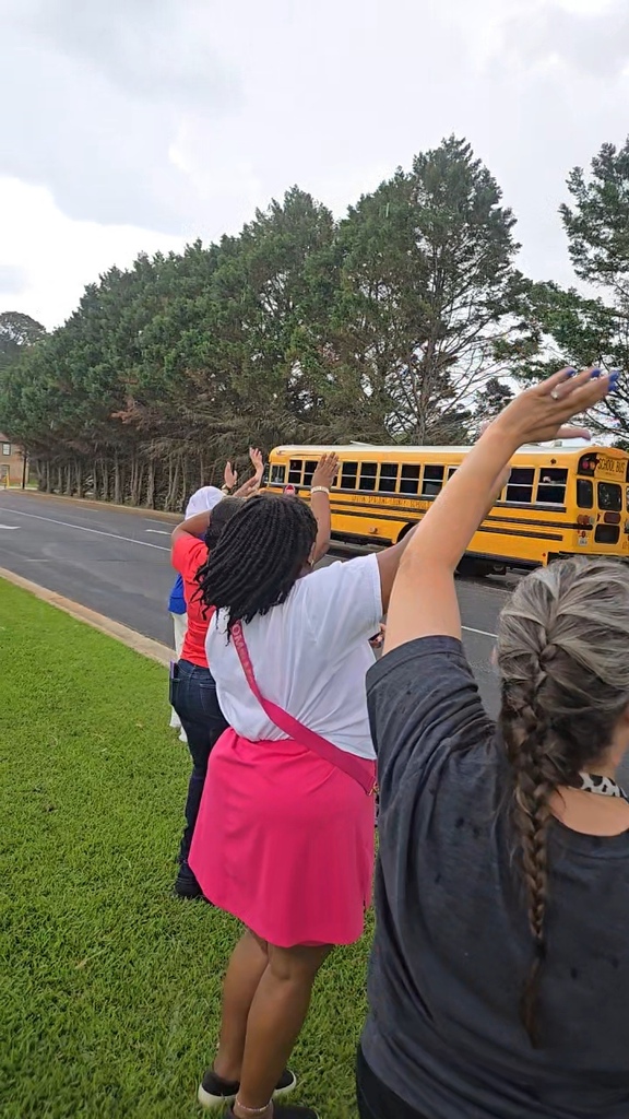 waving to buses