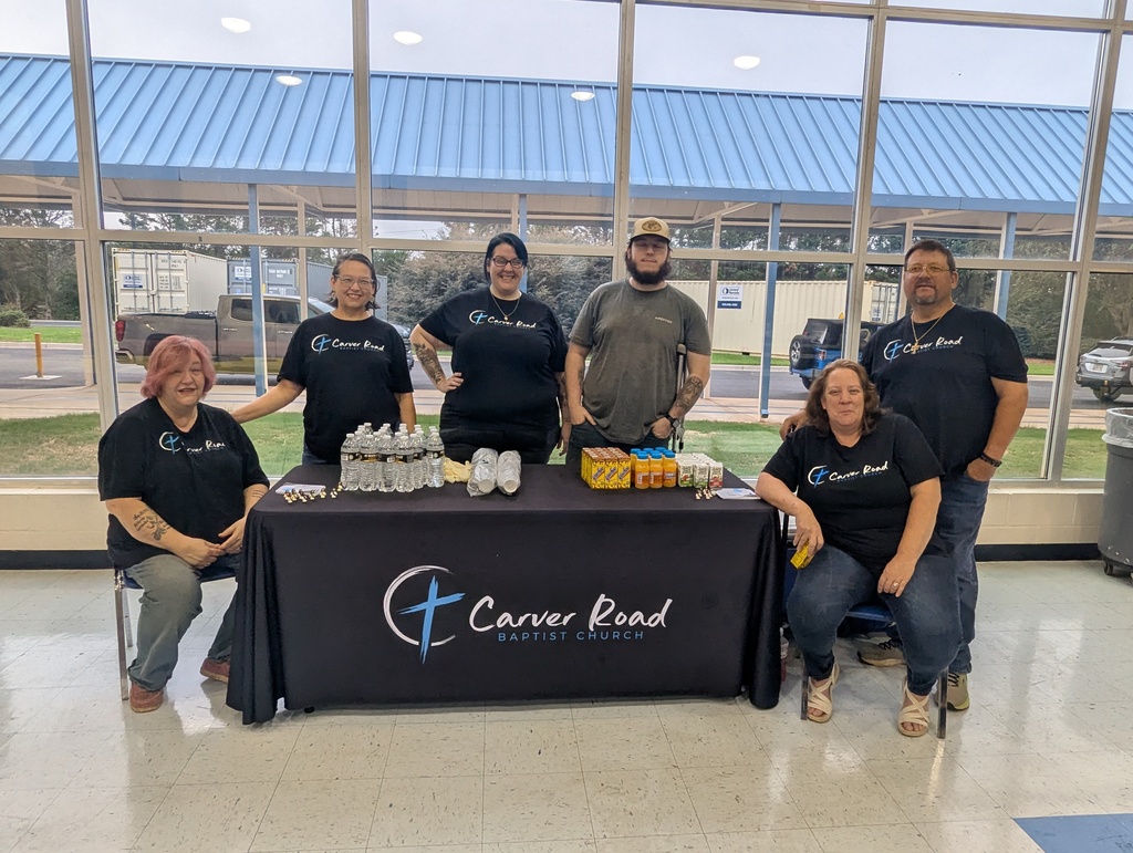 volunteers from Carver Rd Baptist