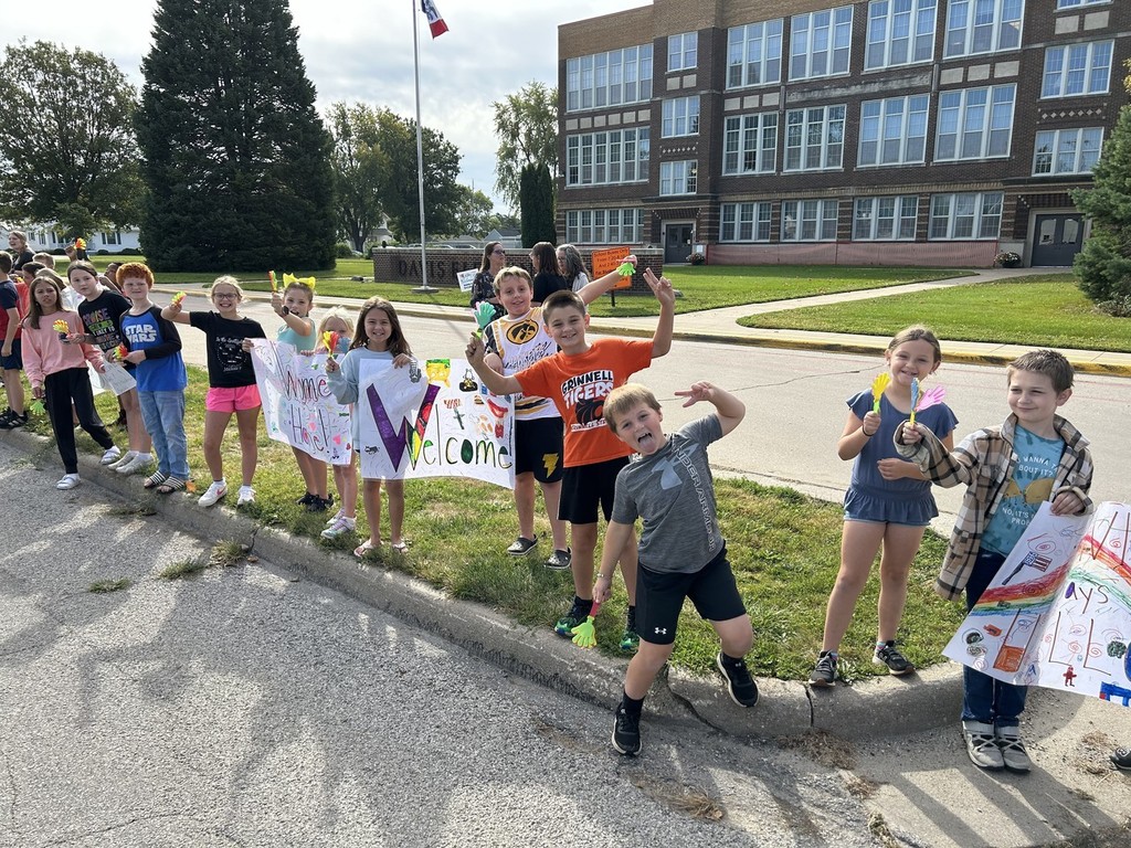 Students in front of Davis for parade