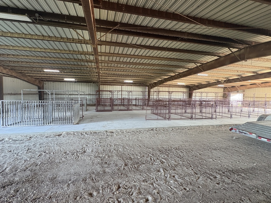 Ag Barn