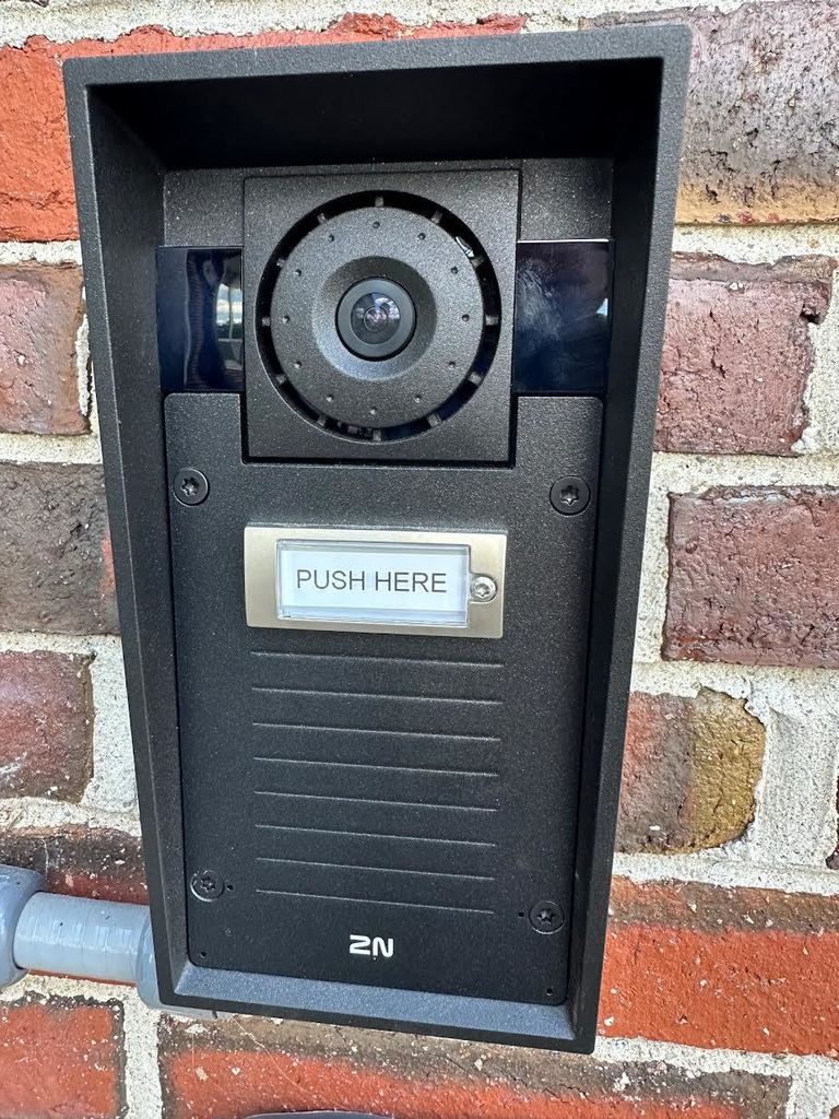 Intercom, Push Here!