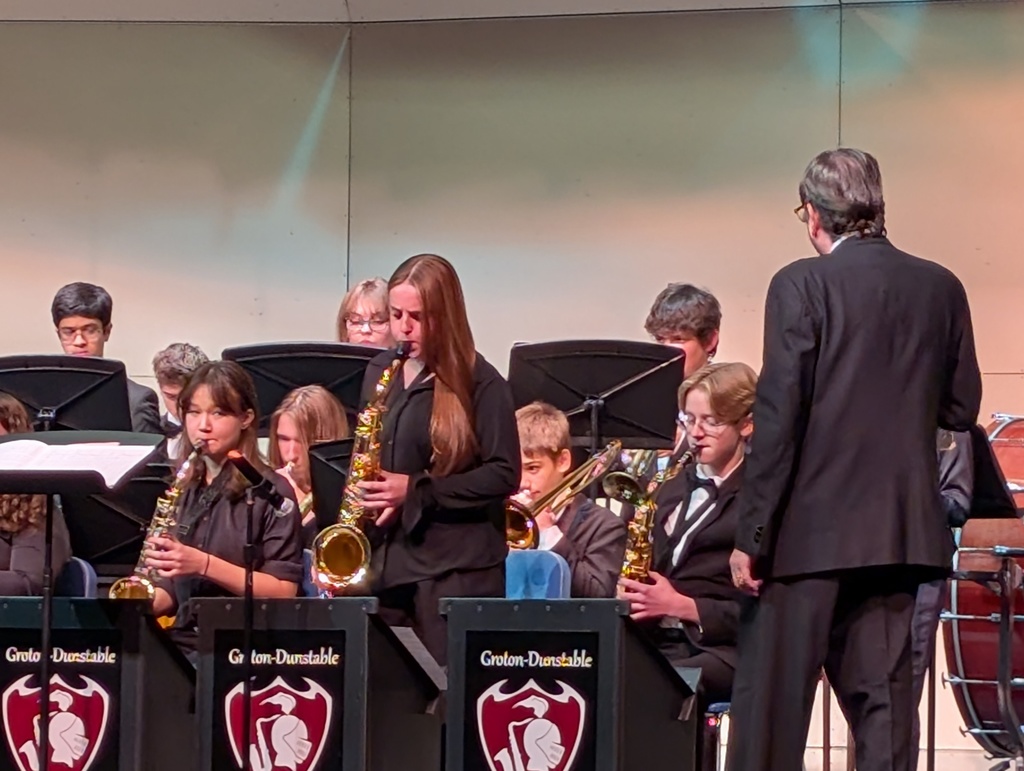 PXL_20251210_004703646