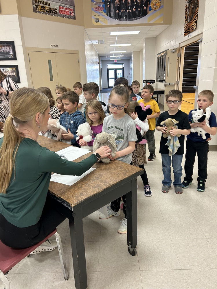 KG -Teddy Bear Clinic