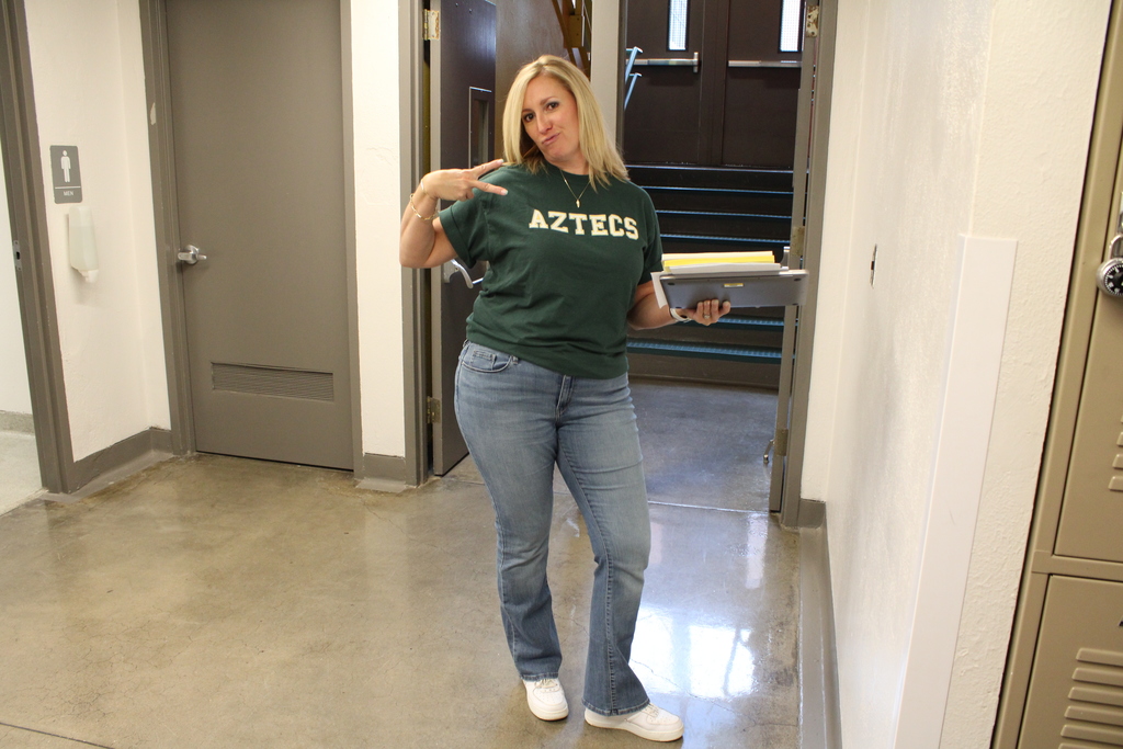 Cool teacher!!