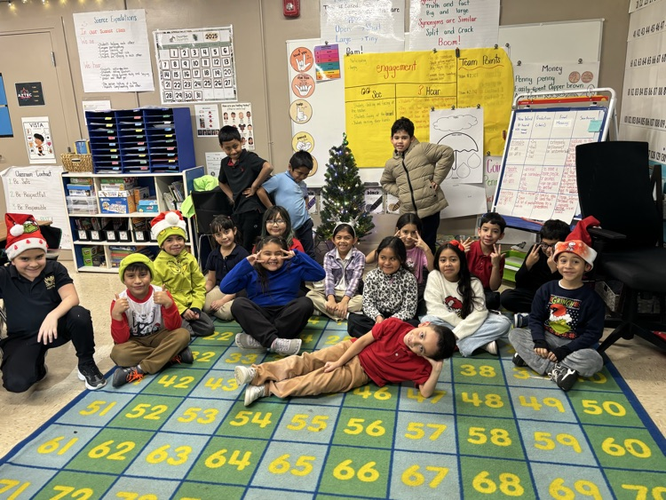kids wearing holiday headgear