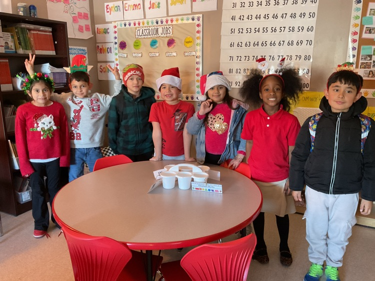 kids wearing holiday headgear