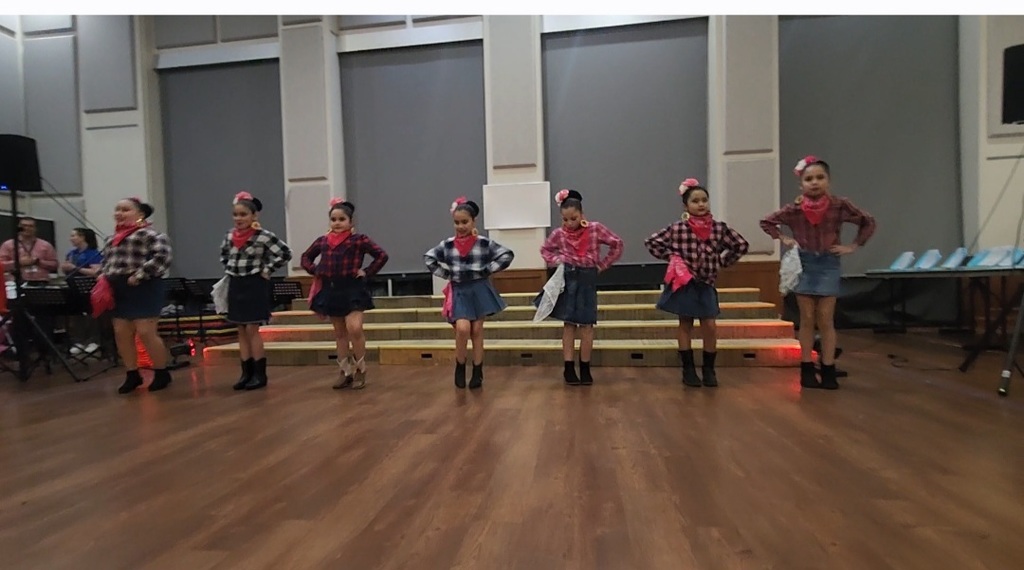 Folklórico dance group performing.