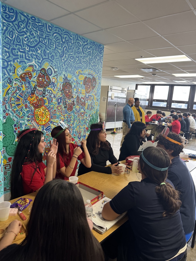 Silver students in the cafeteria