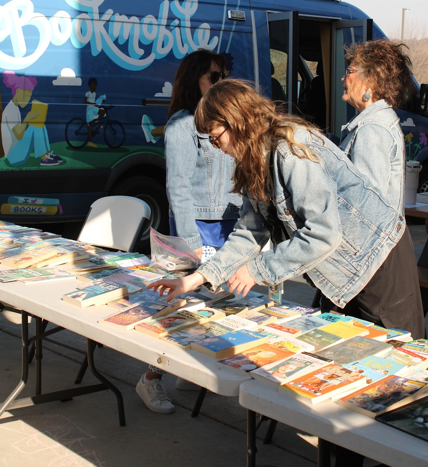 organizing the bookmobile table