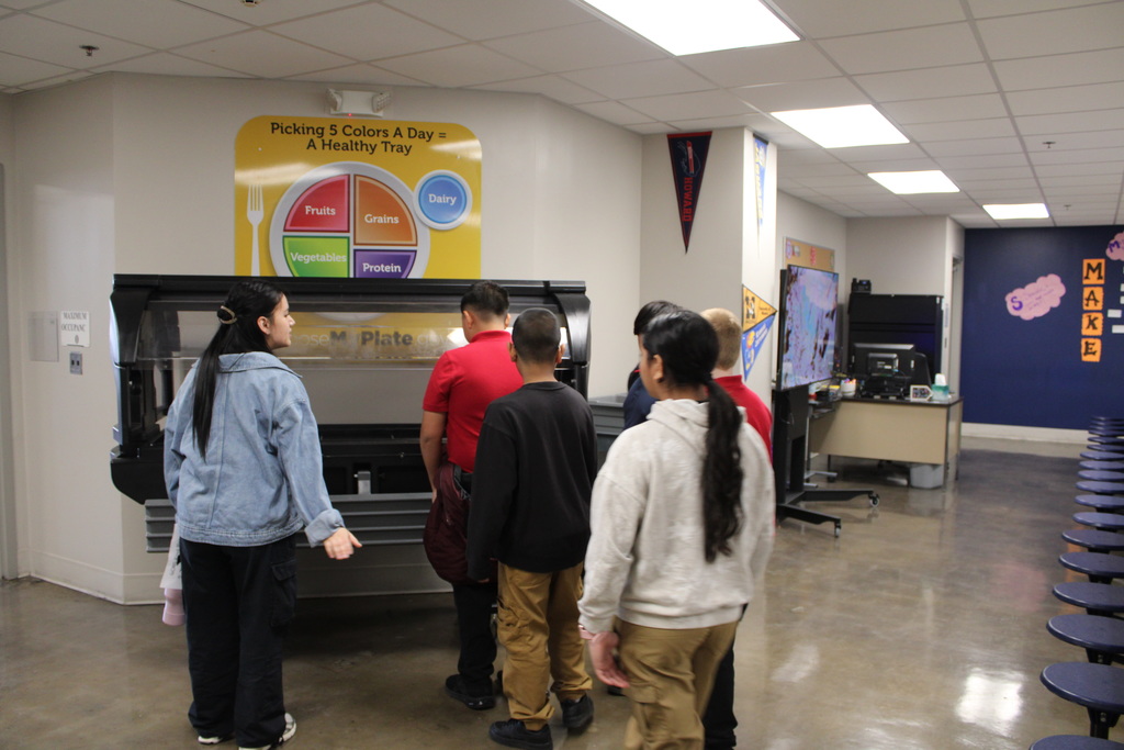 5th graders visiting our middle school building