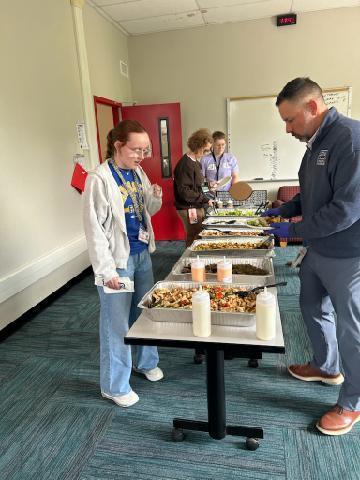 Teachers getting lunch.