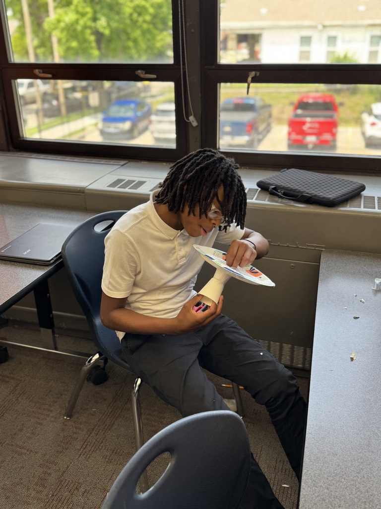 Students in Wilkins science class