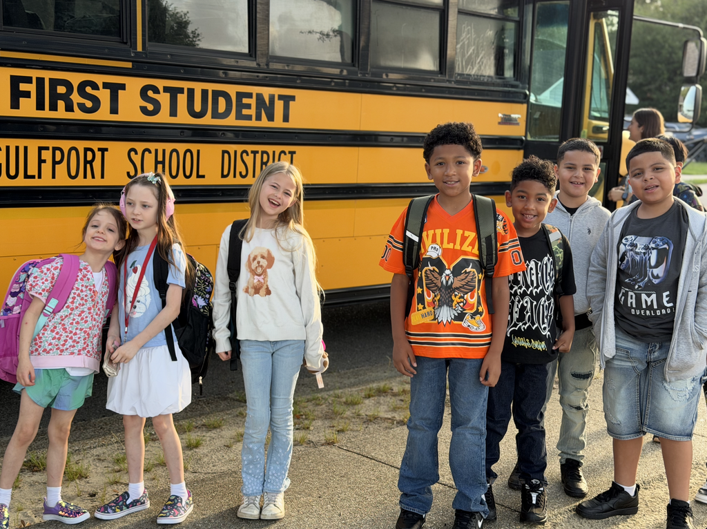 Anniston Avenue Elementary First Day of School 26-27