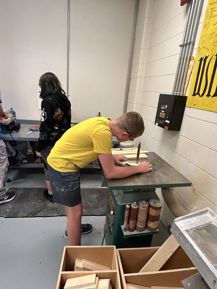 students in the Tech Ed shop