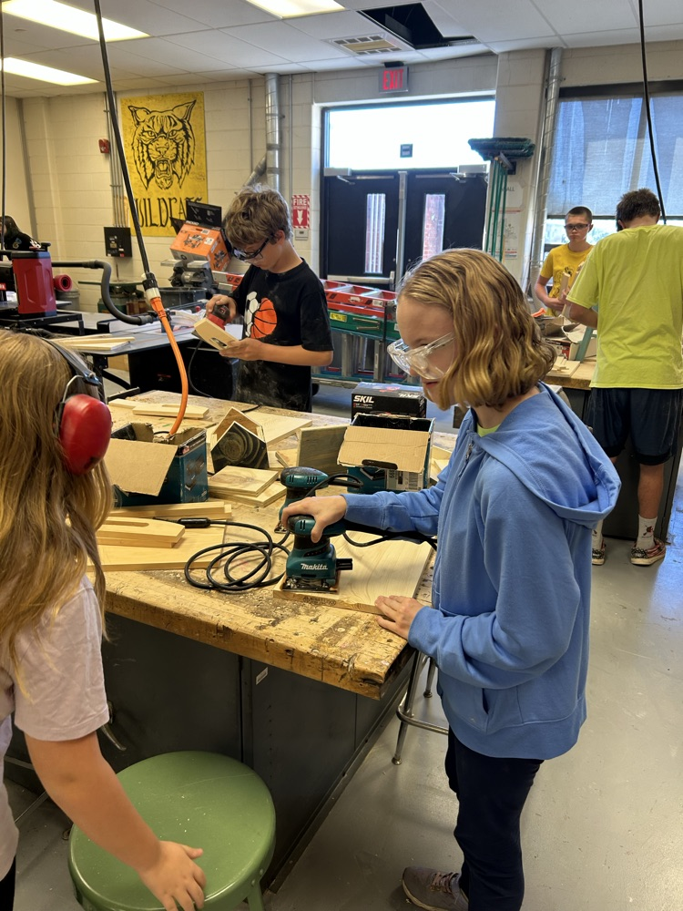 students in the Tech Ed shop