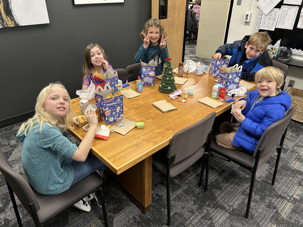 Cat Star Happy Meal Winners