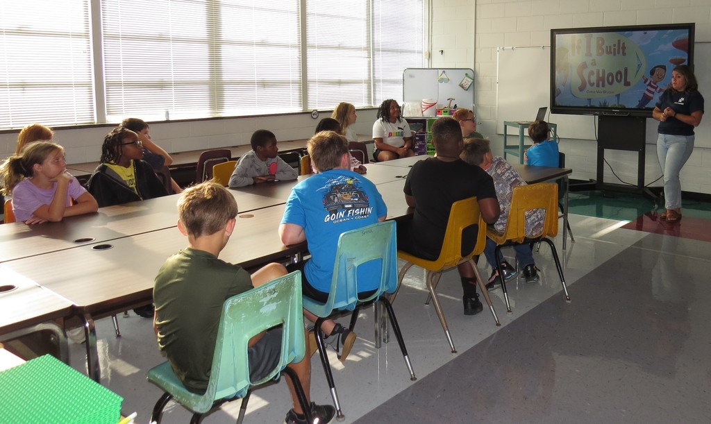 "If I Could Build a School" STEAM Activity at Scottsburg Elementary