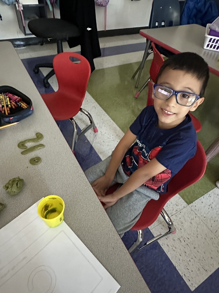 Using PlayDough for Number Formation