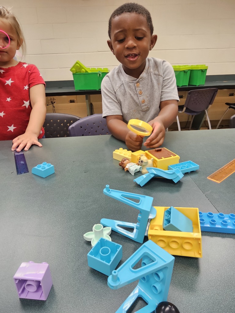 Students in STEAM Lab