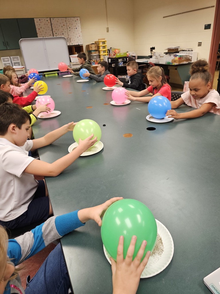 Students in STEAM Lab