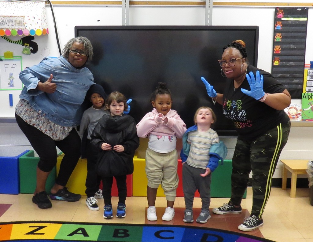 Students and Staff Participate in Wacky Wednesday at Scottsburg Elementary