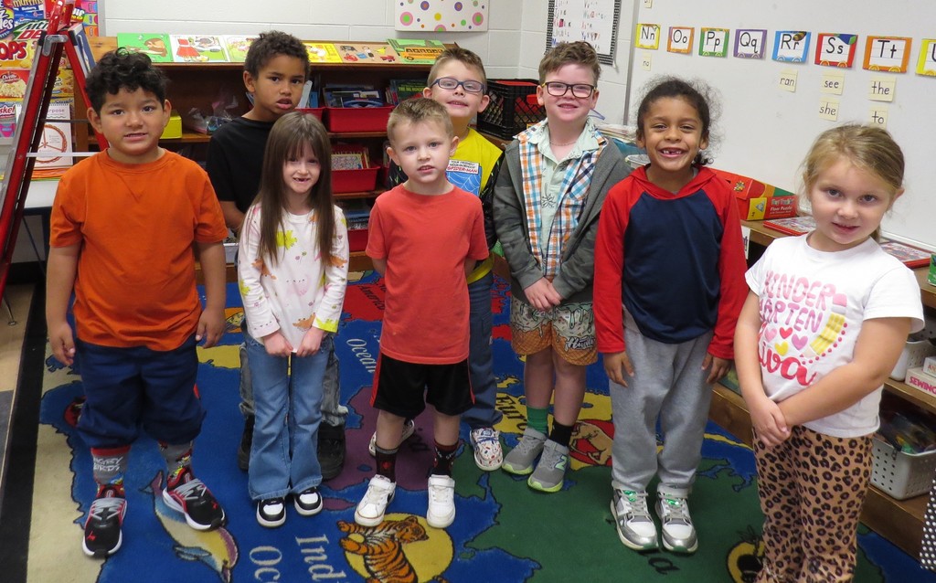 Students and Staff Participate in Wacky Wednesday at Scottsburg Elementary