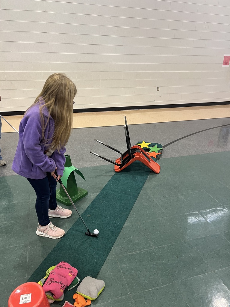 Students at Scottsburg Elementary Enjoy Learning Strategies for Miniature Golf During PE