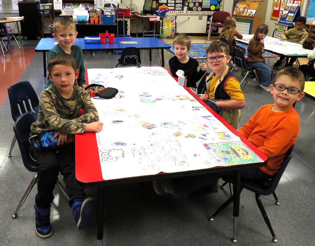 Students Work Together to Complete Halloween Posters 