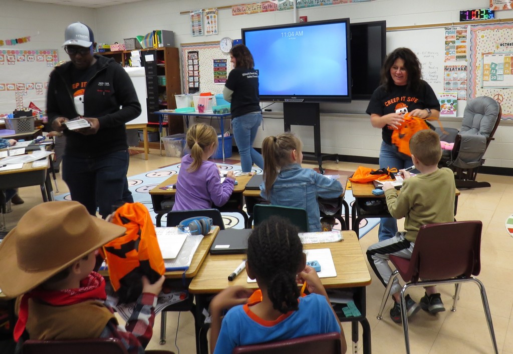 Hitachi Energy of South Boston Donate Halloween Bags to Scottsburg Elementary Students