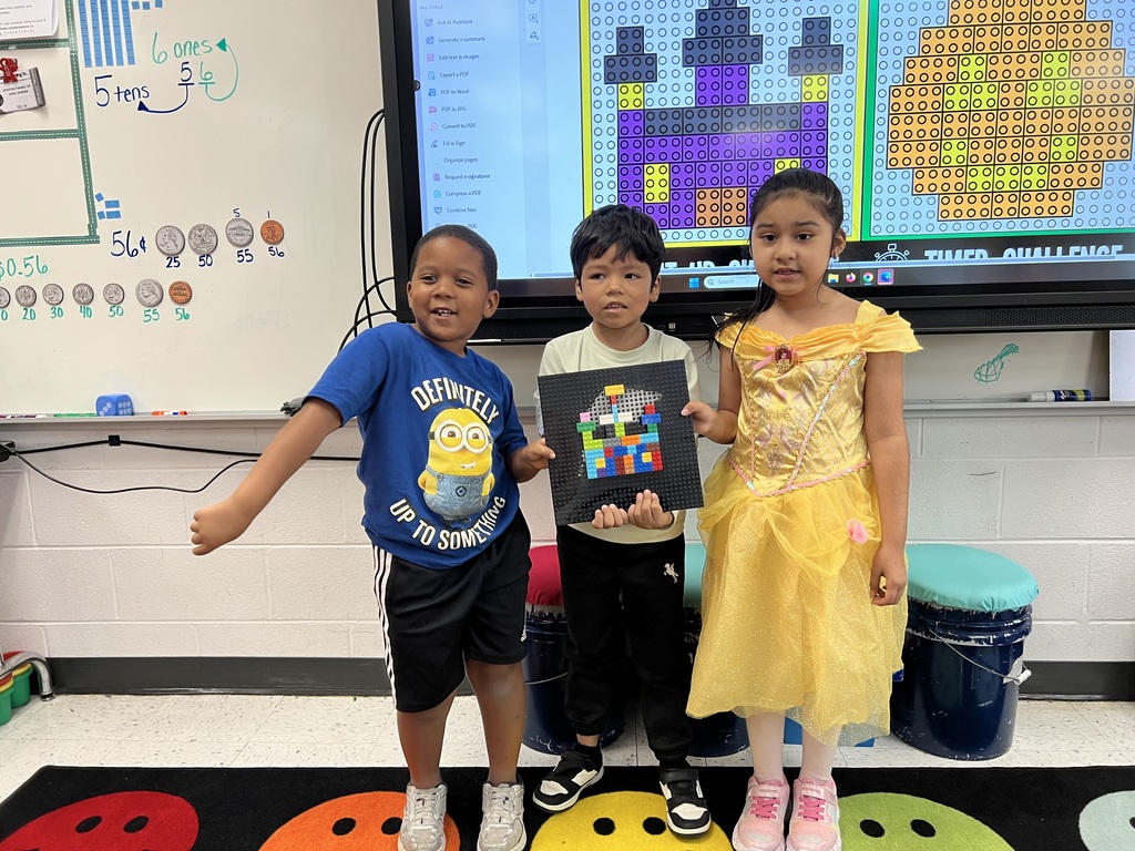 Ms. Snead's 2nd Grade Halloween Lego Challenge