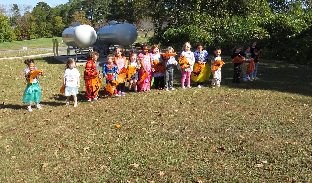 Pre-K Students Enjoy a Halloween Pumpkin Hunt