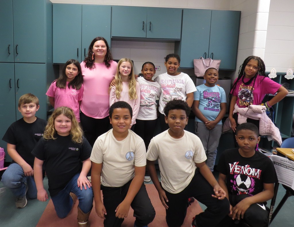 Dress Alike Twin Day Held at Scottsburg Elementary