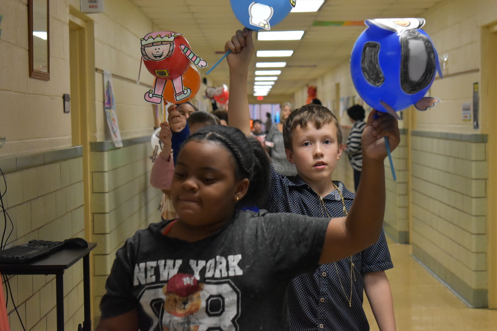 Balloons Over Broadway