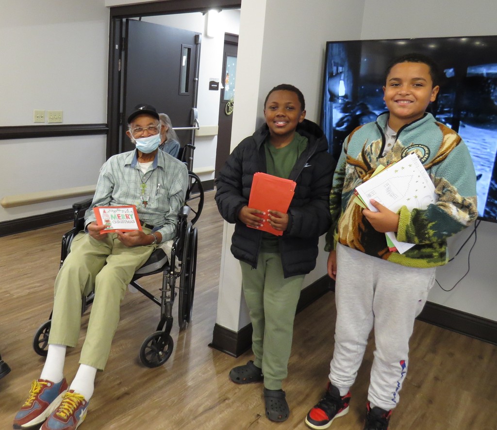 Scottsburg Elementary SCA Delivers Donations Collected for the Residents at South Boston Health and Rehab for Christmas