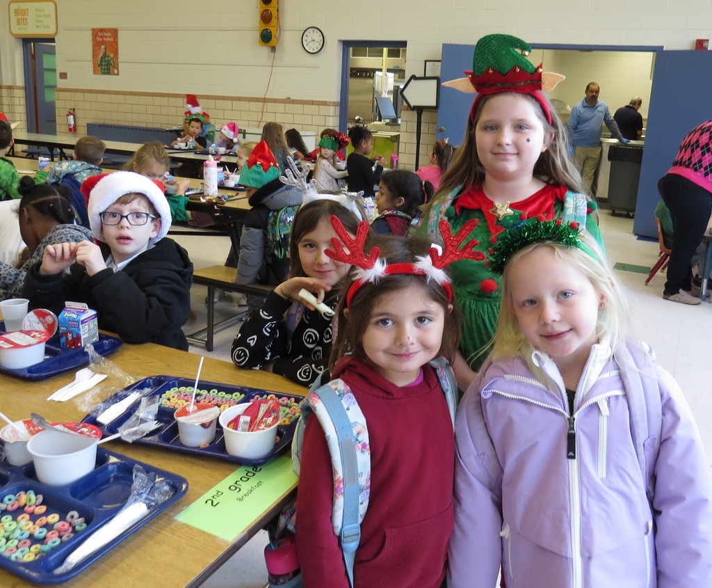 Students and Staff at Scottsburg Elementary Have Enjoyed Showing Their Holiday Spirit