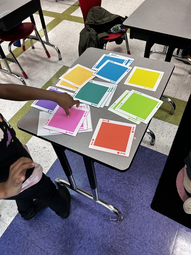 Spiro indi helps first graders learn sounds